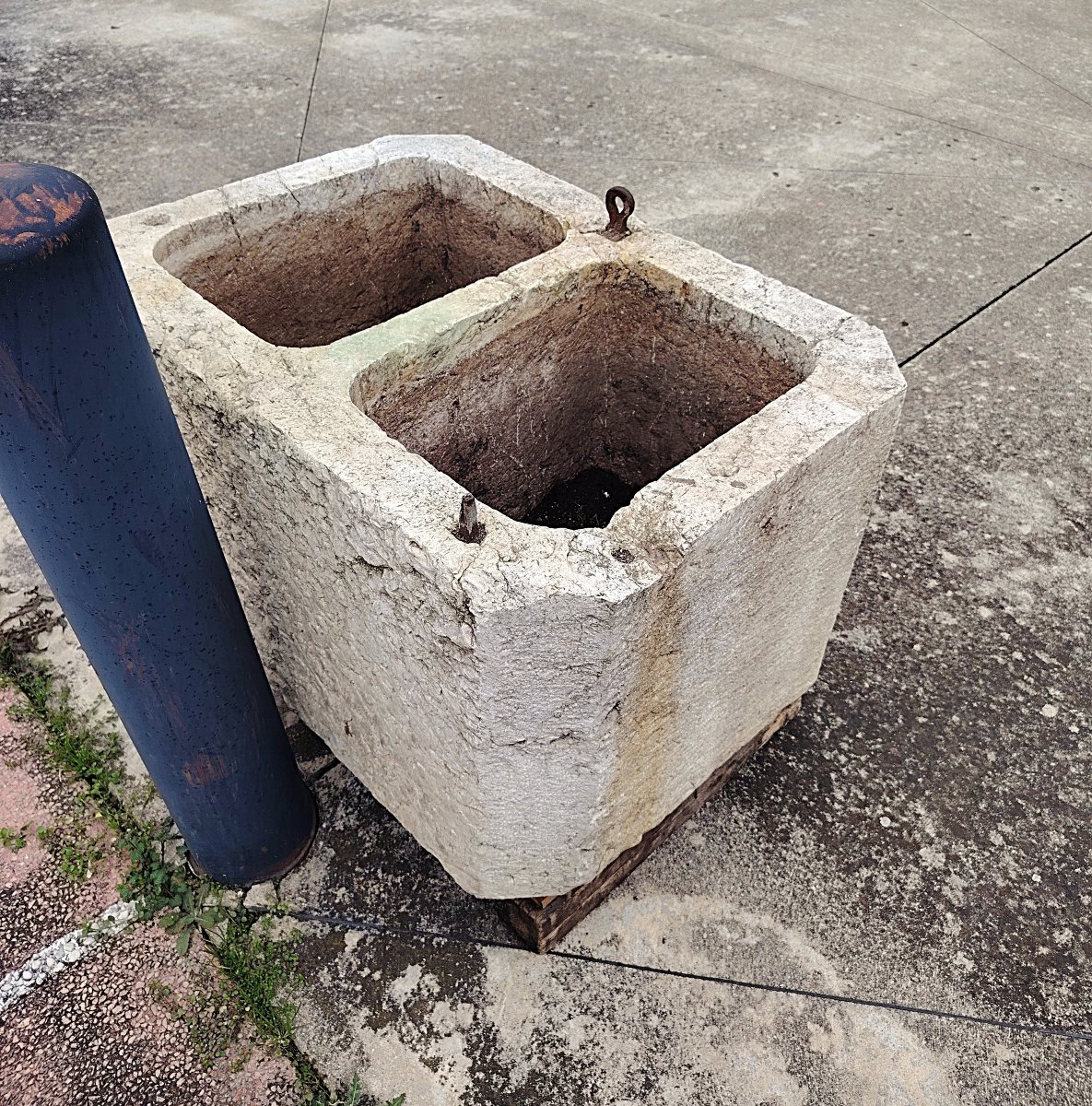 Bassin en pierre à double trou du XVIIIe siècle-photo-1
