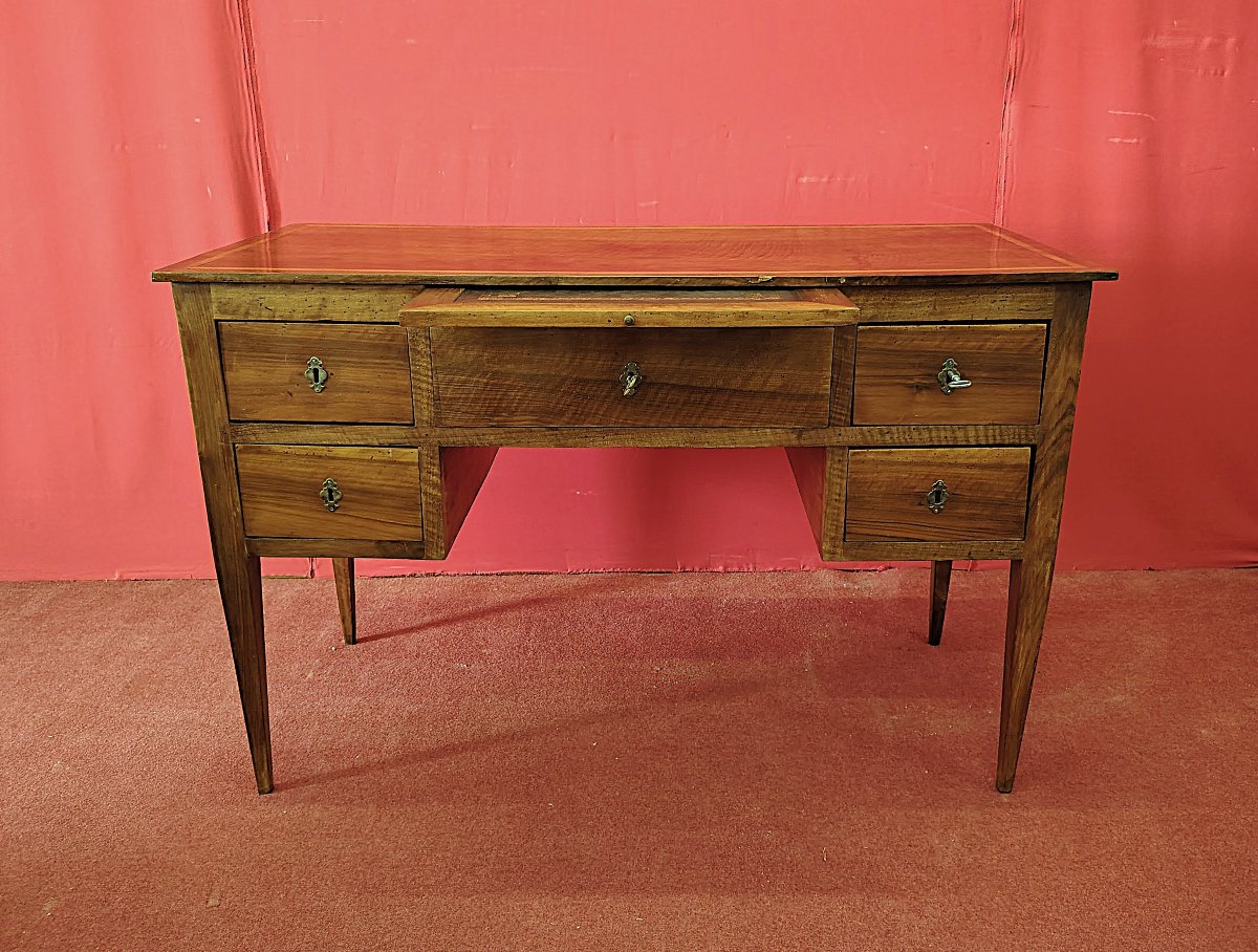 Walnut Desk With Pull-out-photo-6