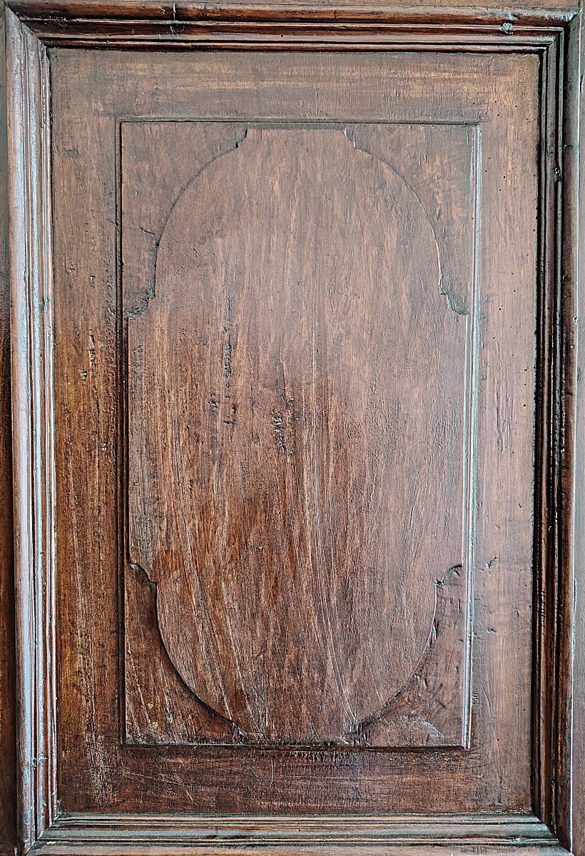 Emilian Baroque Wardrobe In Solid Walnut – 17th Century-photo-4