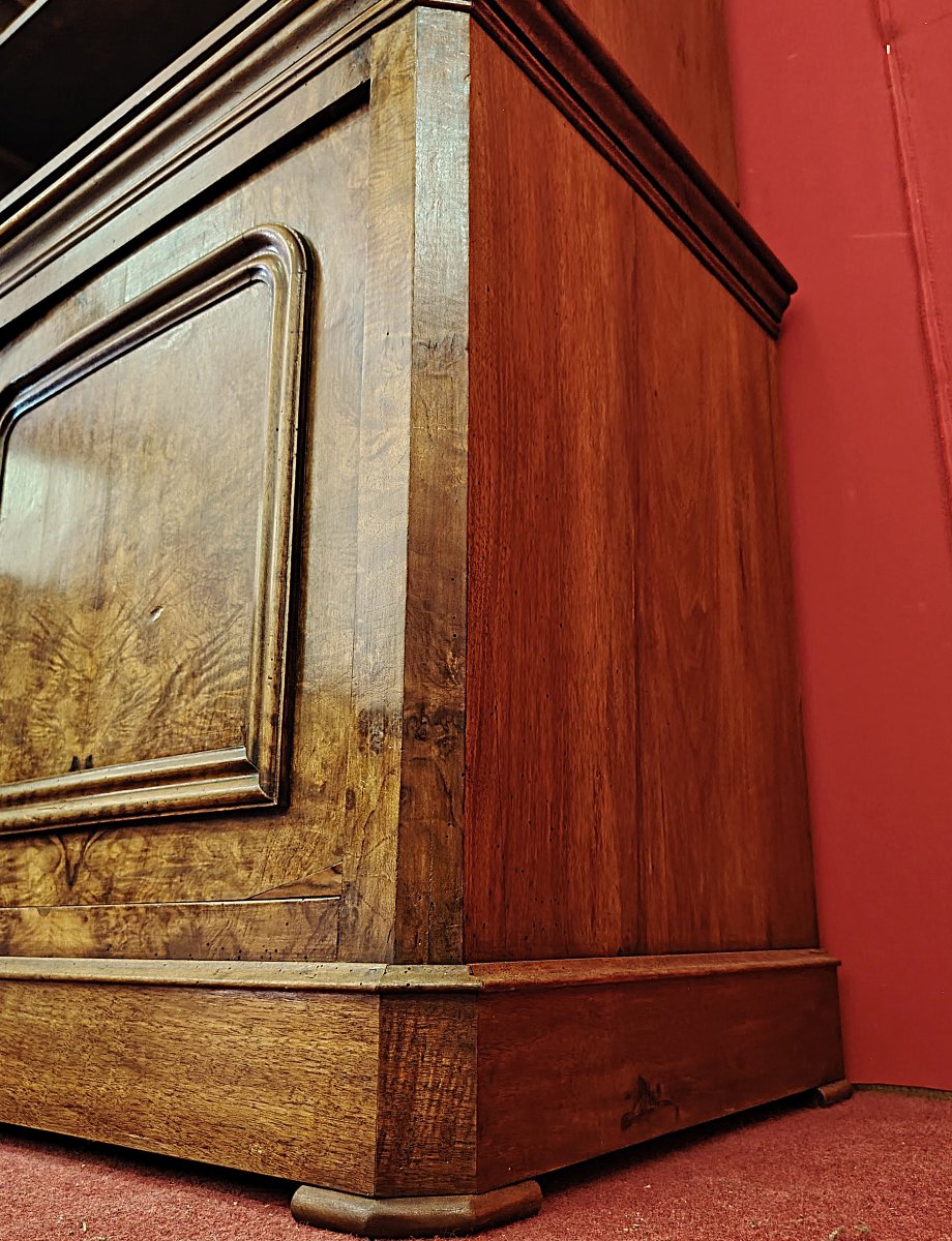 Vitrine en loupe de noyer – Double corps, XIXe siècle-photo-3