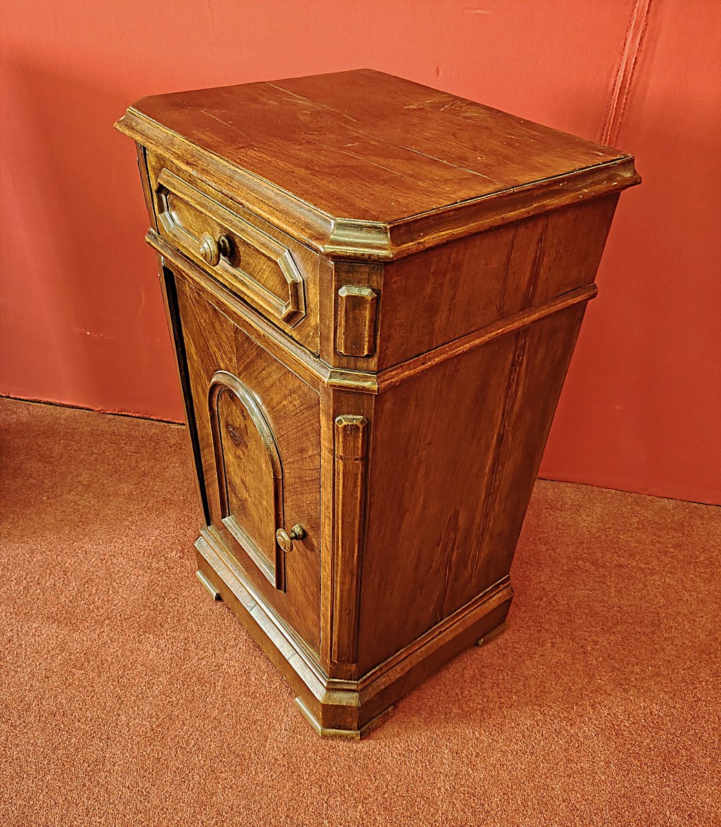 Pair Of Walnut And Burl-veneered Bedside Tables - Late 19th Century-photo-2