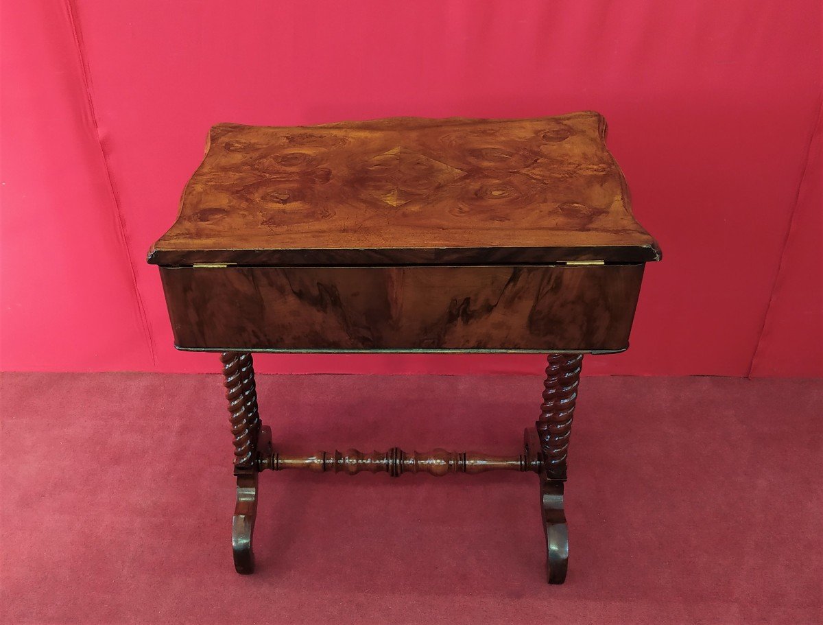 Walnut Briar Sewing Table-photo-2