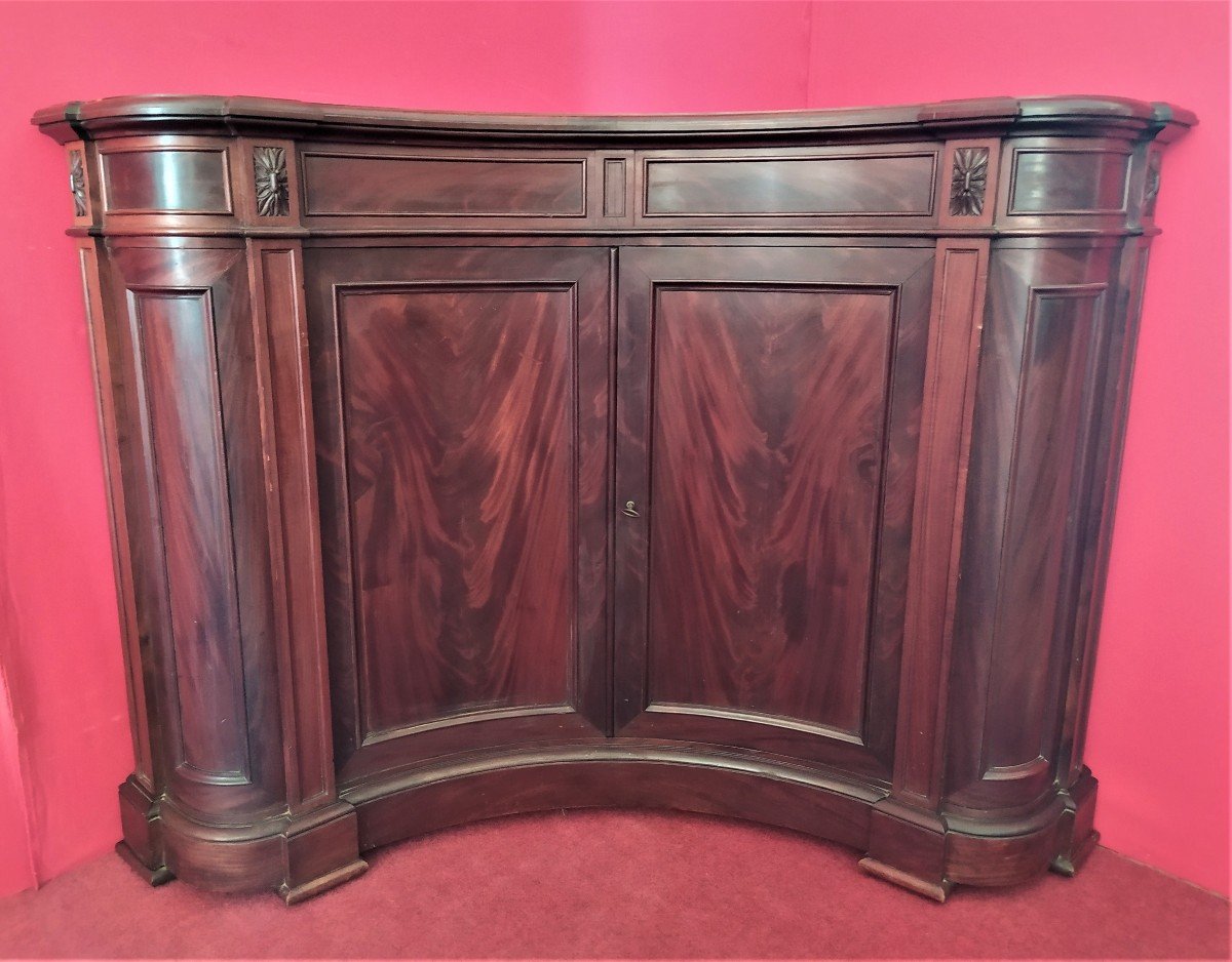 Curved Corner Cabinet-photo-4