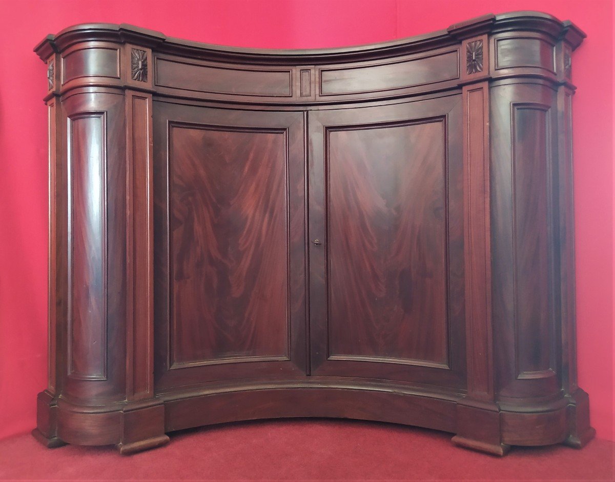 Curved Corner Cabinet-photo-6