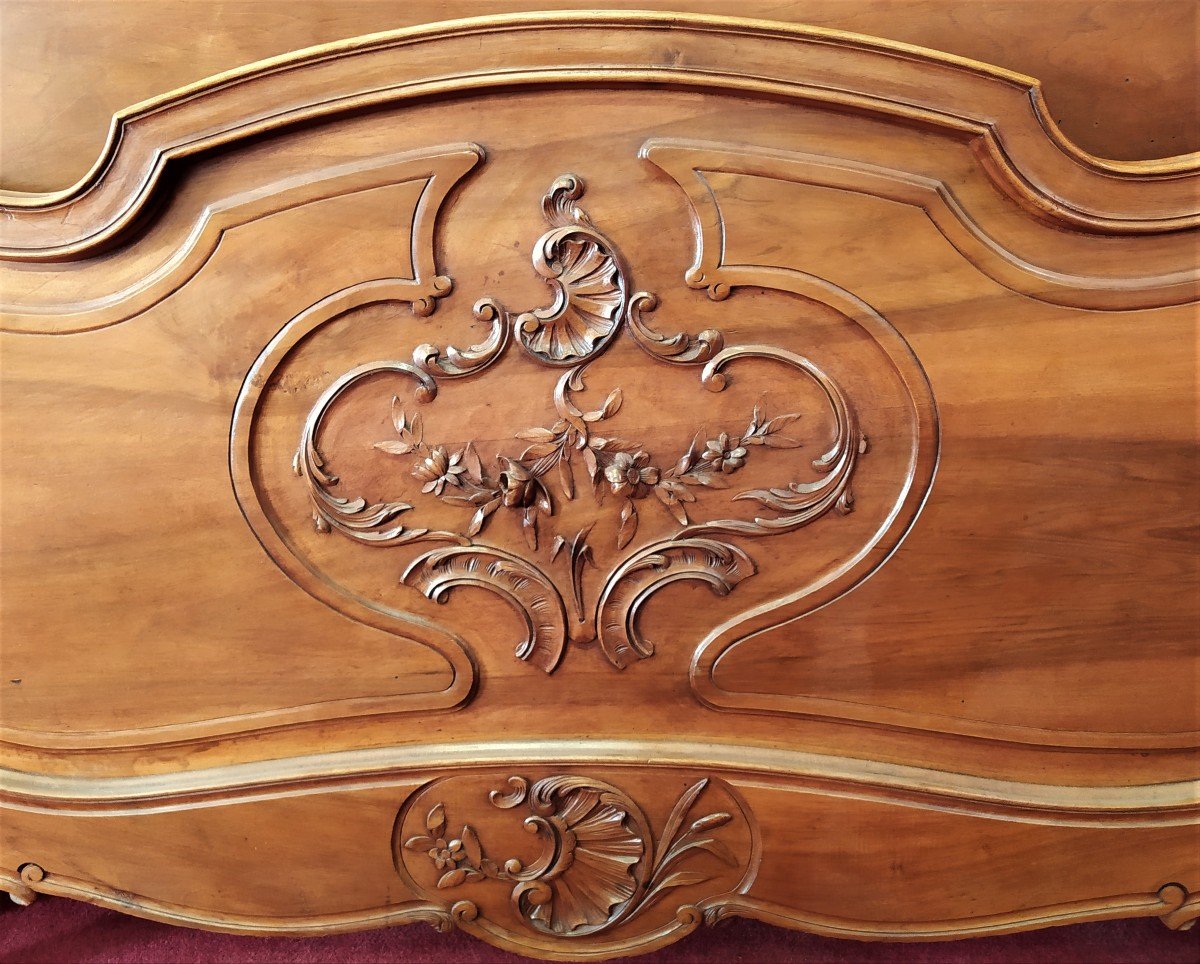 Liberty Carved Bed-photo-4