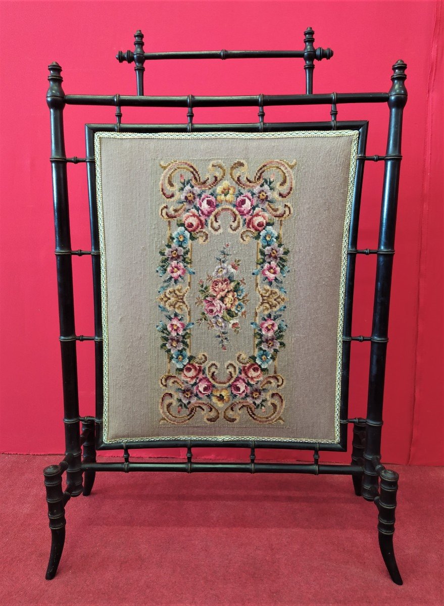 Fireplace Screen With Embroidered Fabric-photo-2