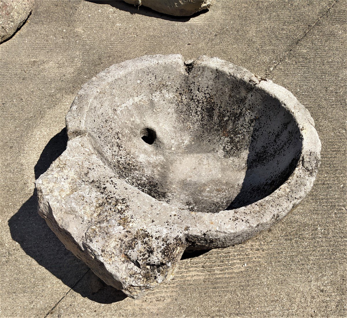 Holy Water Stoup In Stone From The Early 700s-photo-4