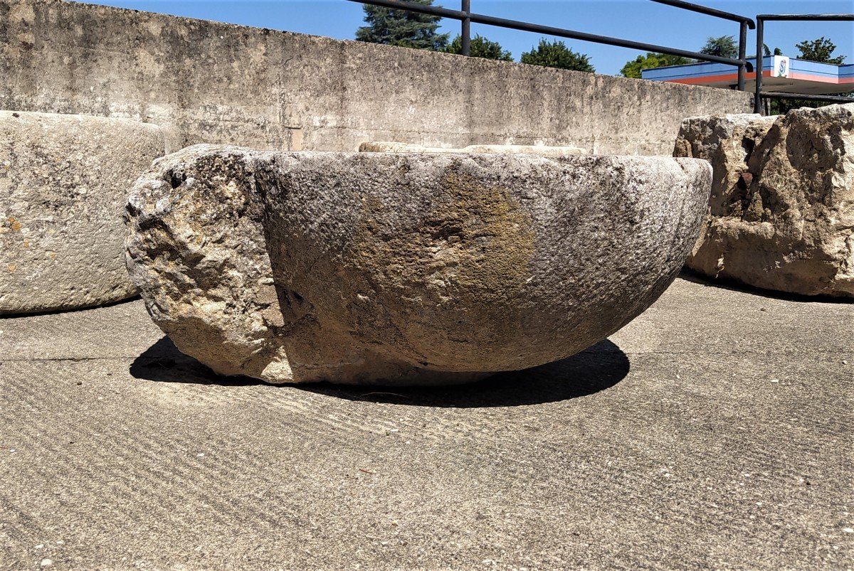 Holy Water Stoup In Stone From The Early 700s-photo-2