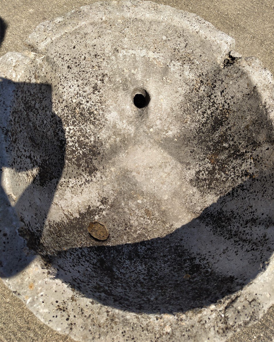 Holy Water Stoup In Stone From The Early 700s-photo-3