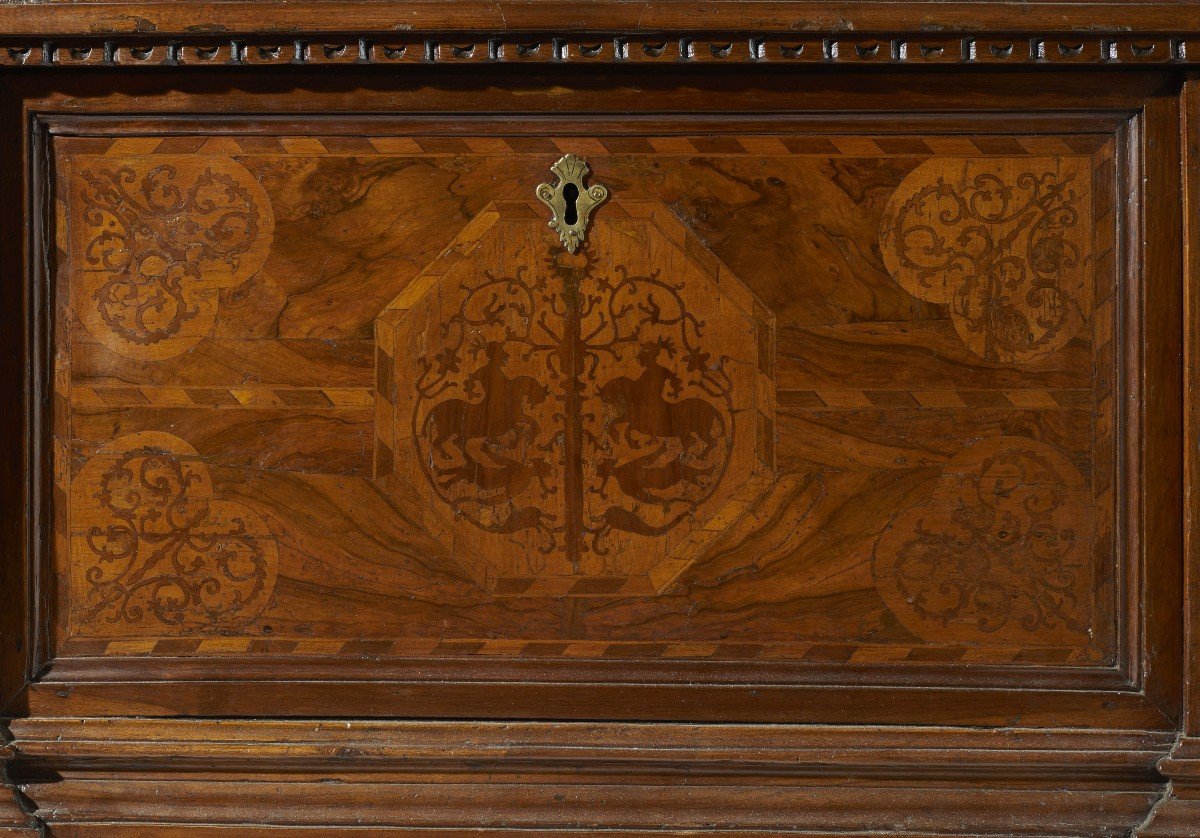 Italian Chest From The Second Half Of The 17th Century-photo-4