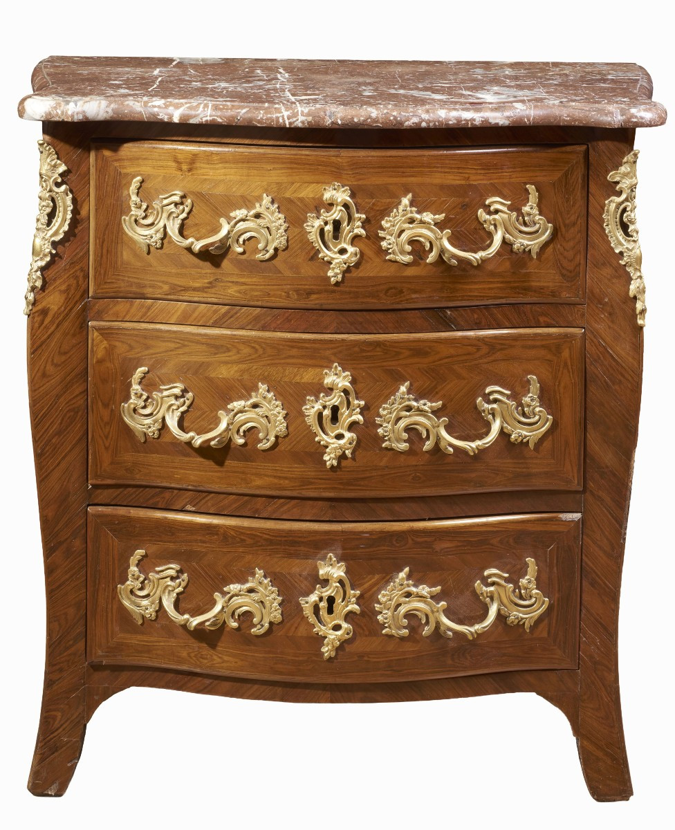 Commode française signée Moreau Louis XVI