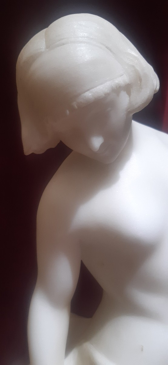 20th-century Sculpture Of A Woman-photo-2