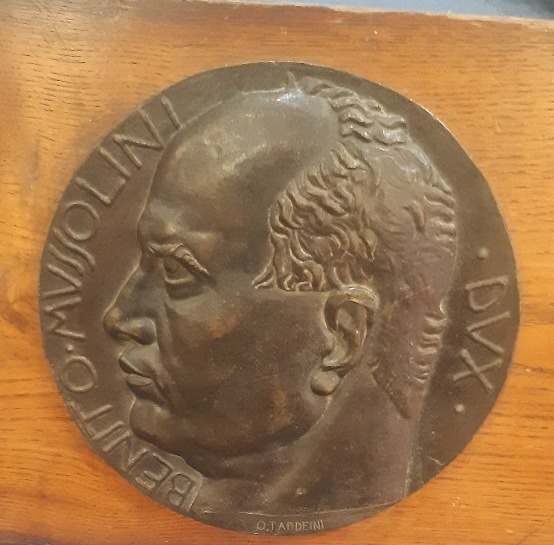 Bronze representant Benito Mussolini-photo-3