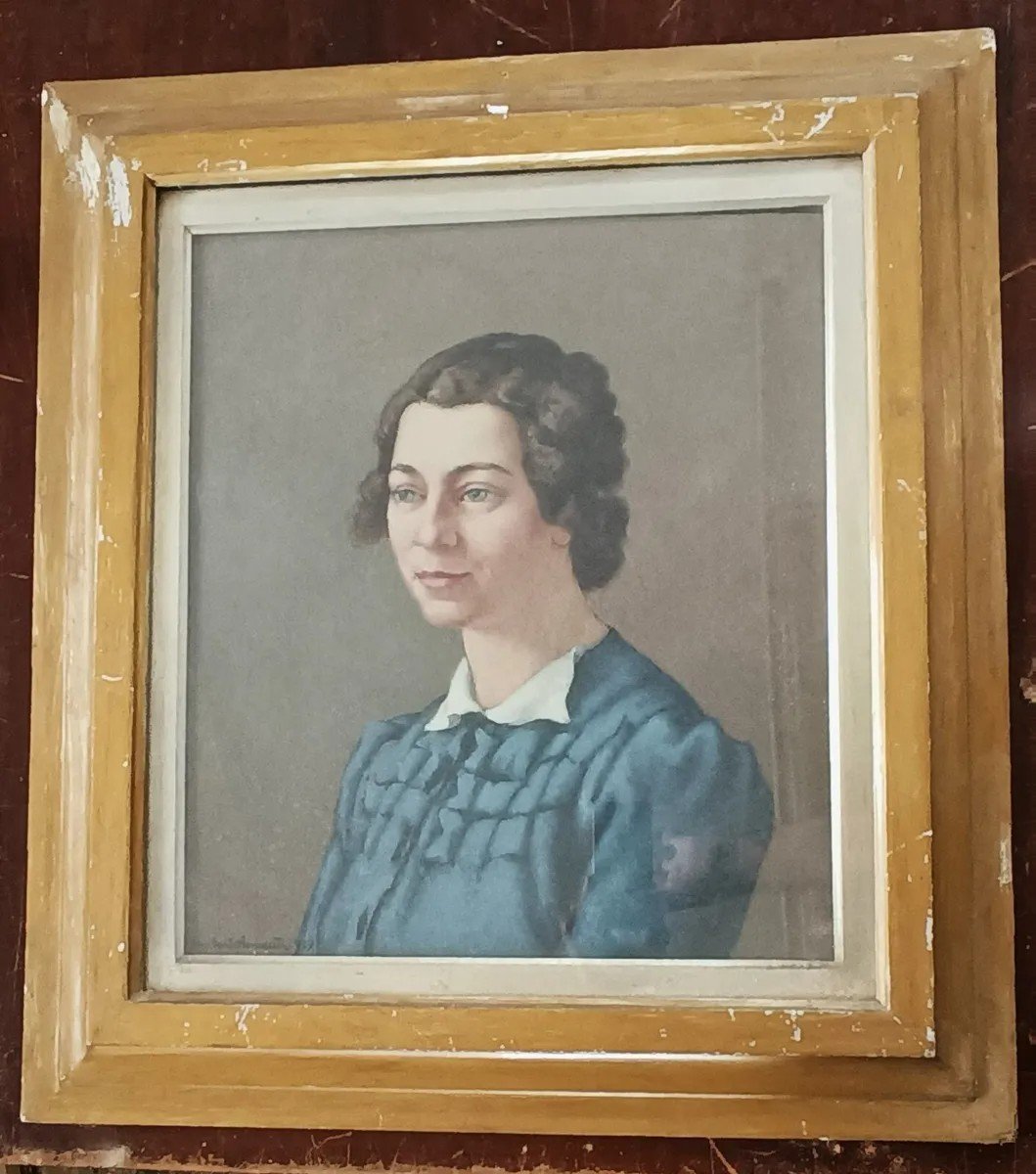 Beautiful Female Portrait With Contemporary Frame Signed And Dated 1937 -