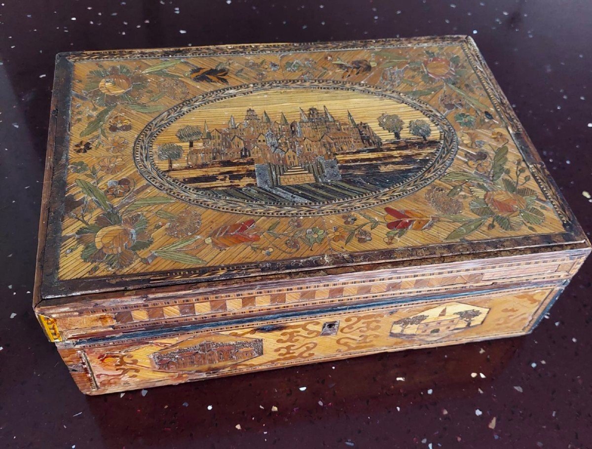Antique 19th Century Straw Inlaid Box