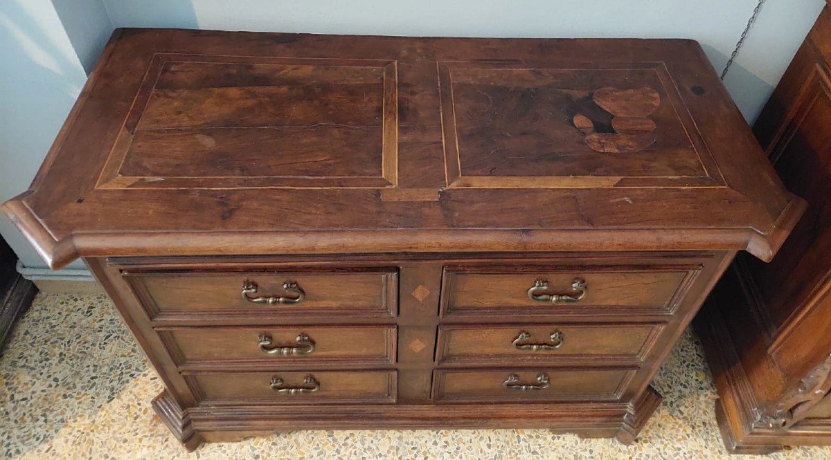 17th Century Tuscan Chest Of Drawers