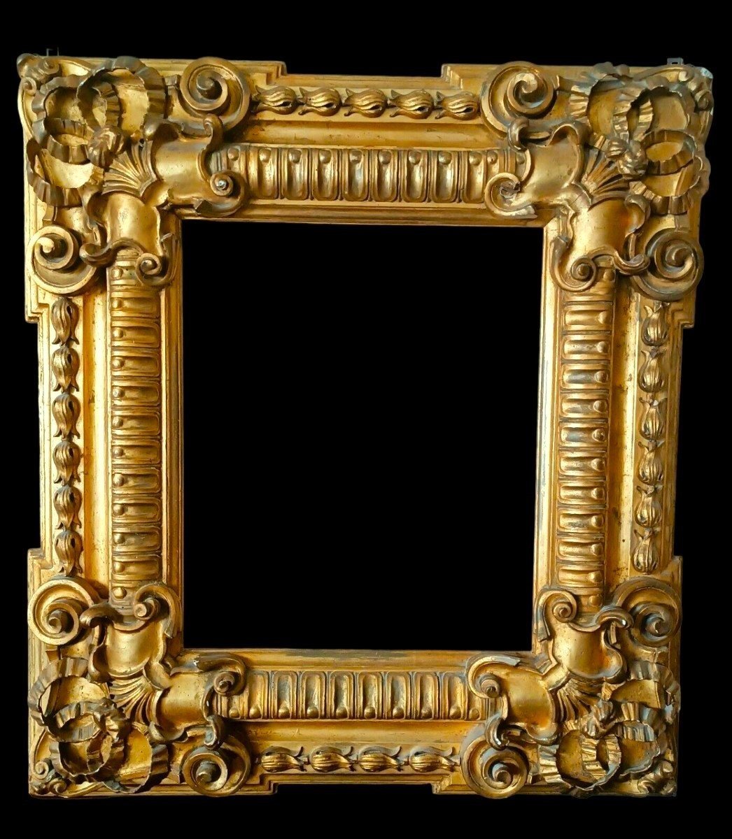 Grand Cadre En Bois Sculpté Et Doré Du 19ème Siècle