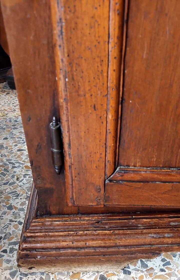 Rare Petit Buffet En Noyer Fin XVIIIème Début XVIIIème Siècle-photo-2