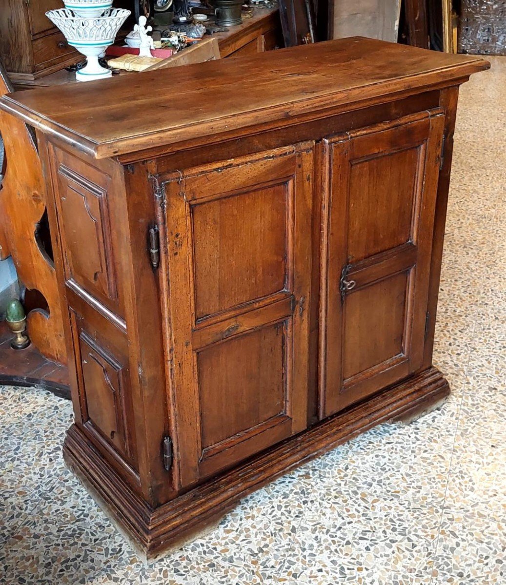 Rare Petit Buffet En Noyer Fin XVIIIème Début XVIIIème Siècle-photo-7