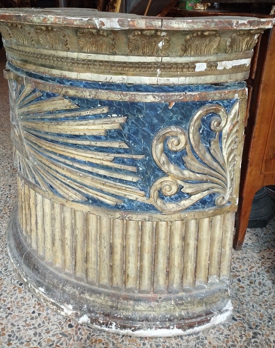 Ancien Et Beau Meuble d'Autel Ancien En Bois Sculpté, Laqué Et Doré Du 18ème Siècle-photo-6