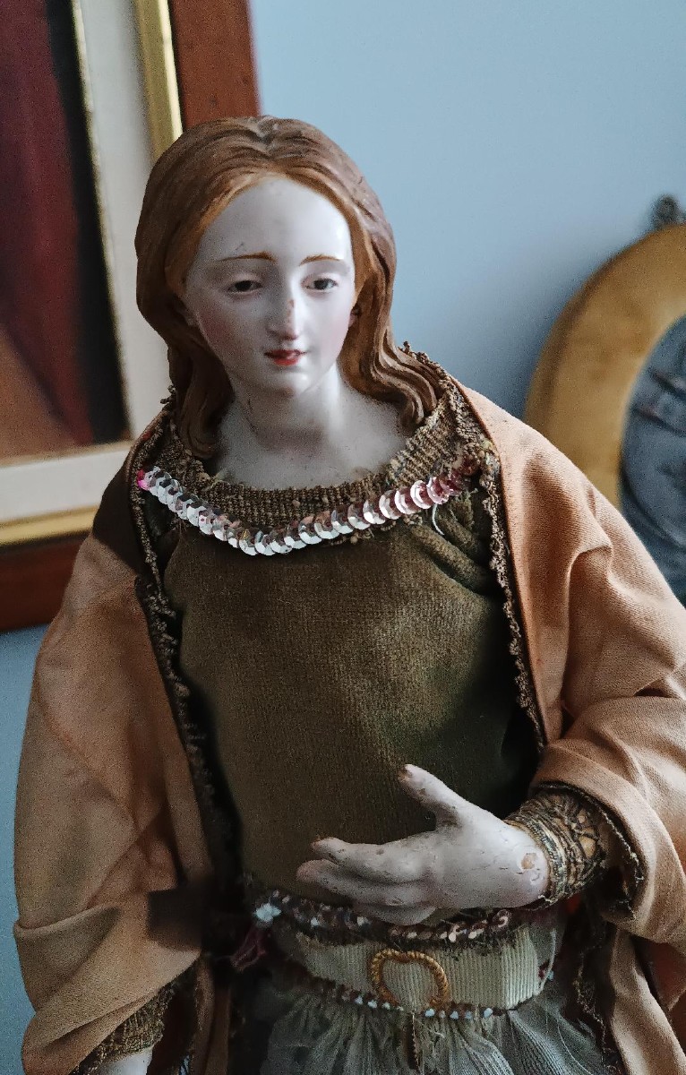 Ancient Sculpture Madonna Or Saint Agatha In A Glass Bell-photo-4