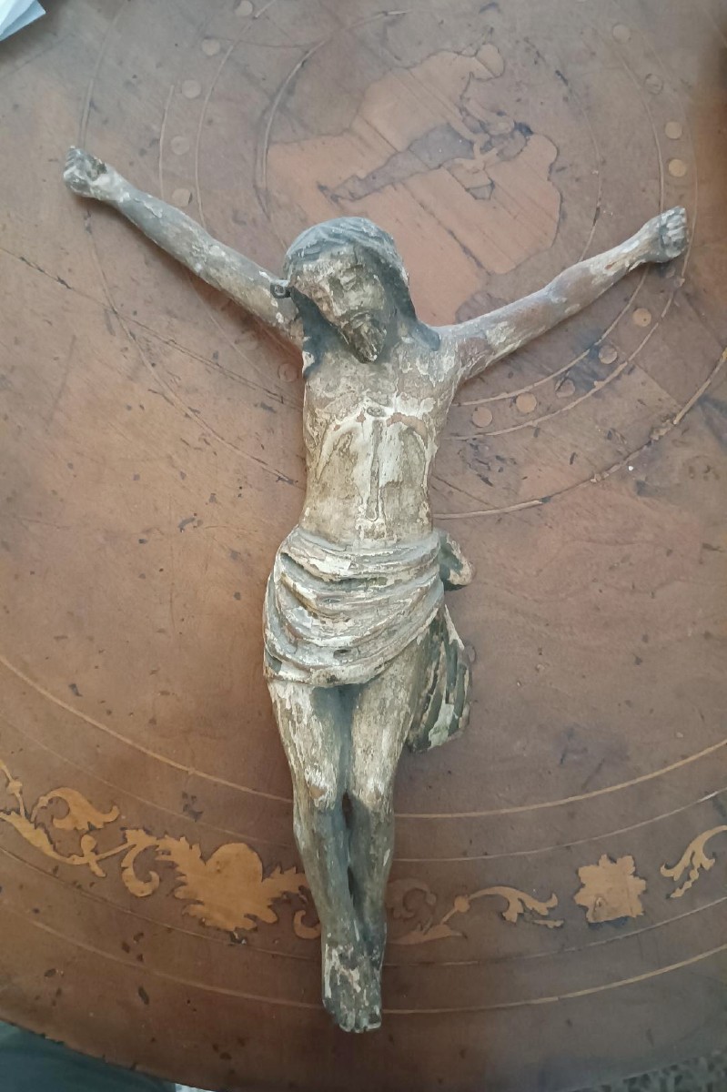 Christ En Bois Polychrome Antique Du XVIIIe Siècle