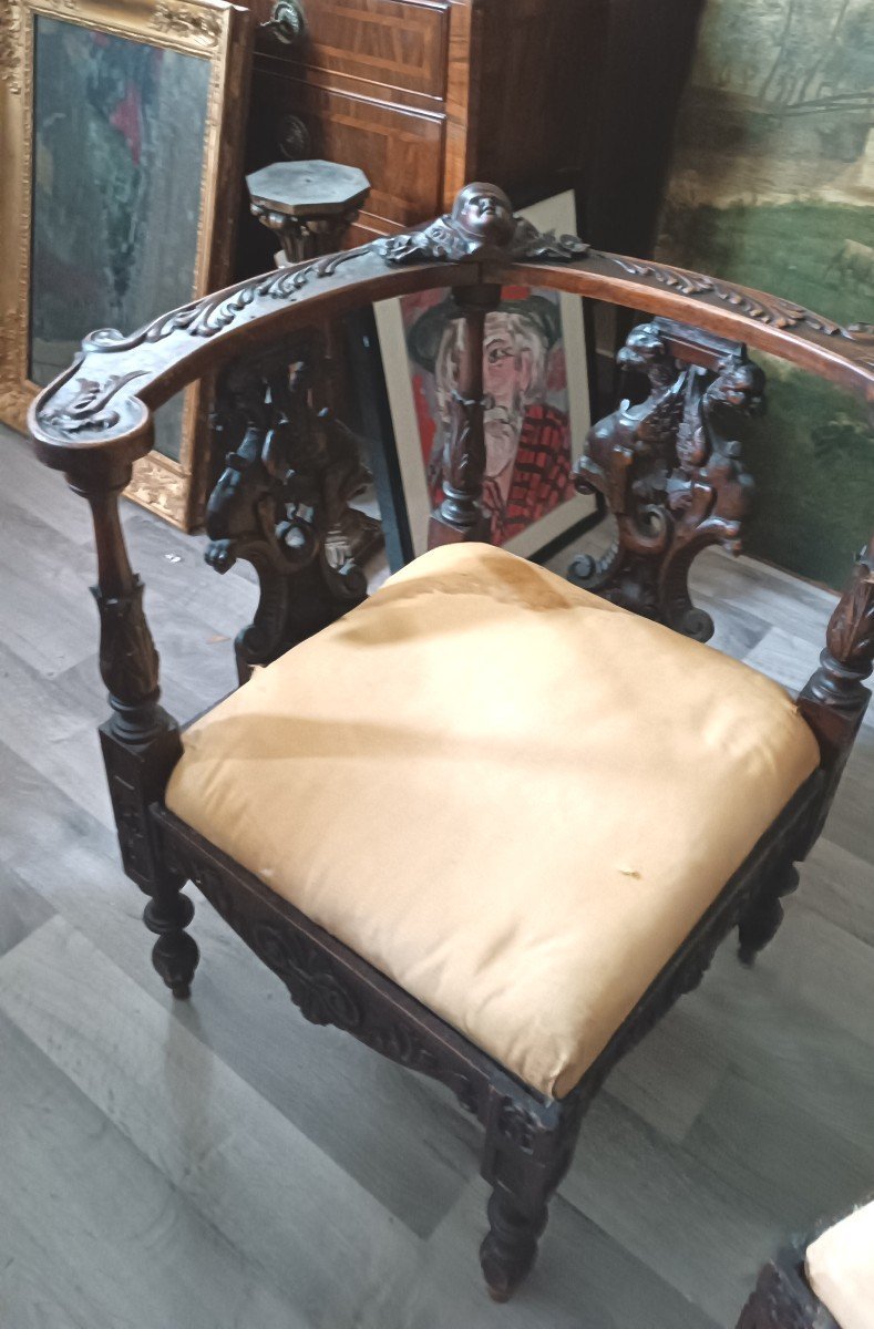 Paire De Fauteuils d'Angle Anciens De Style Renaissance-photo-6