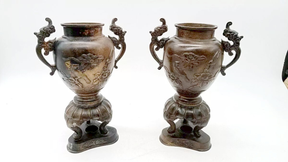 Pair Of Japanese Bronze Vases From The 19th Century-photo-5