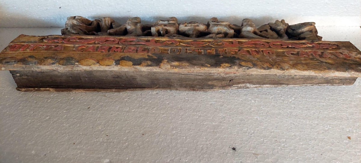 Ancient Fragment Of A 19th Century Sicilian Carved Wood Cart-photo-4