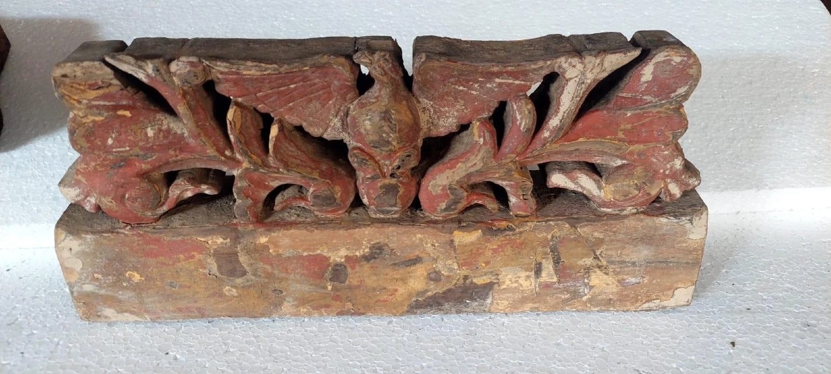 Ancient Fragment Of A 19th Century Sicilian Carved Wood Cart-photo-2