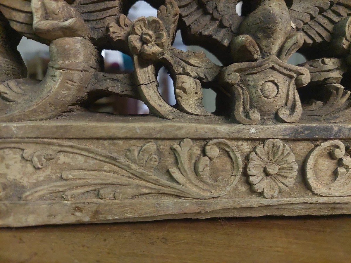 Ancient Fragment Of A 19th Century Sicilian Carved Wood Cart-photo-3