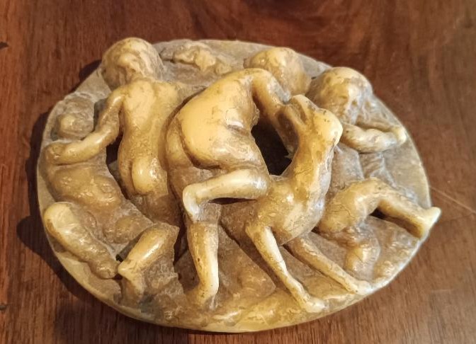Relief ovale en cire - Bacchanale - Modèle en cire du XVIIIe siècle