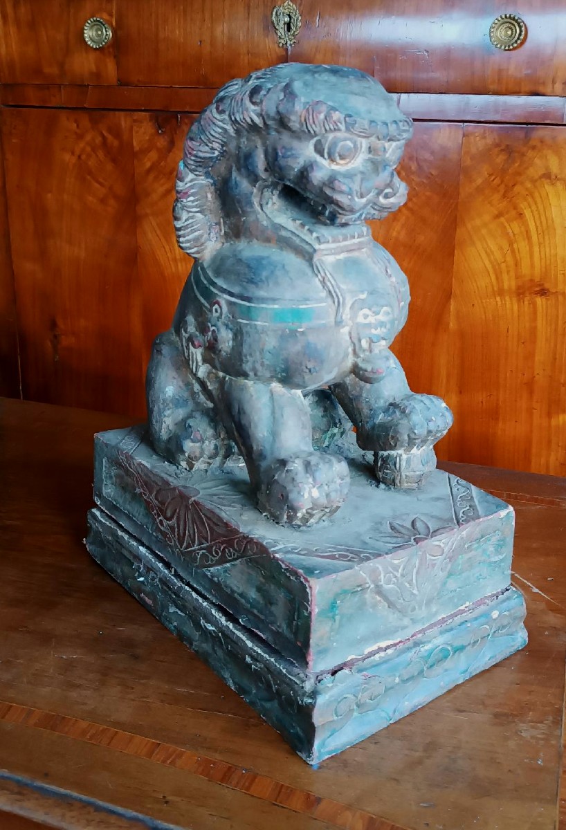 Lacquered Wooden Pho Dog - China, Early 20th Century