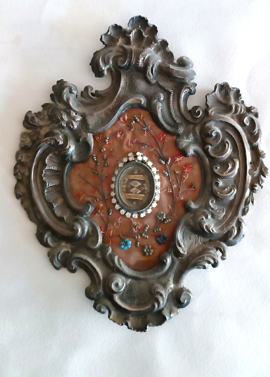 Reliquaire antique en argent avec reliques 20x17 cm