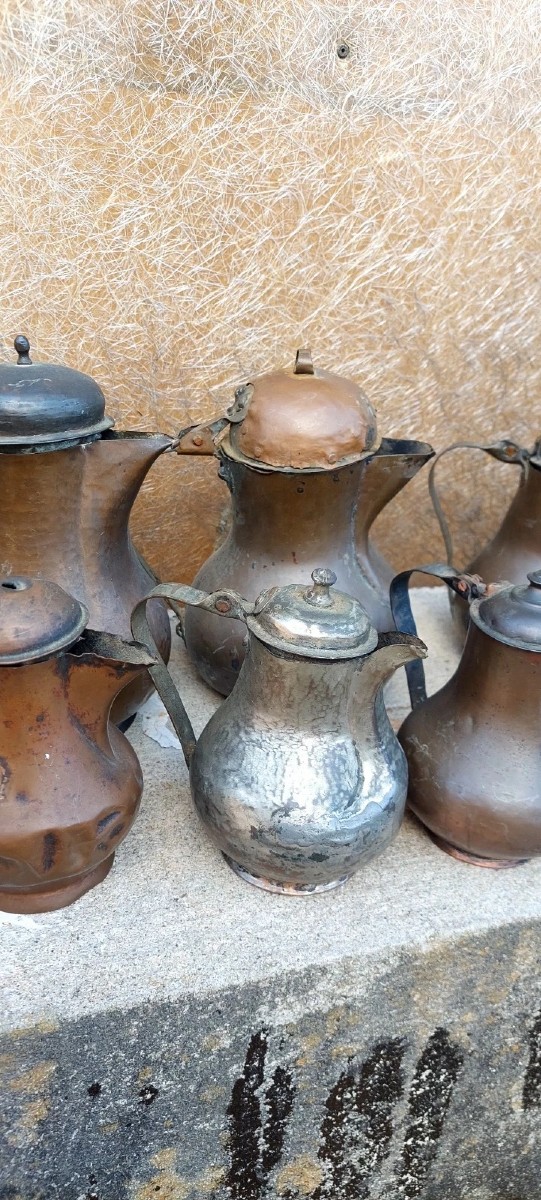 RARE collection de 22 cruches/pichets anciens en cuivre du XVIIIe/XIXe siècle-photo-3