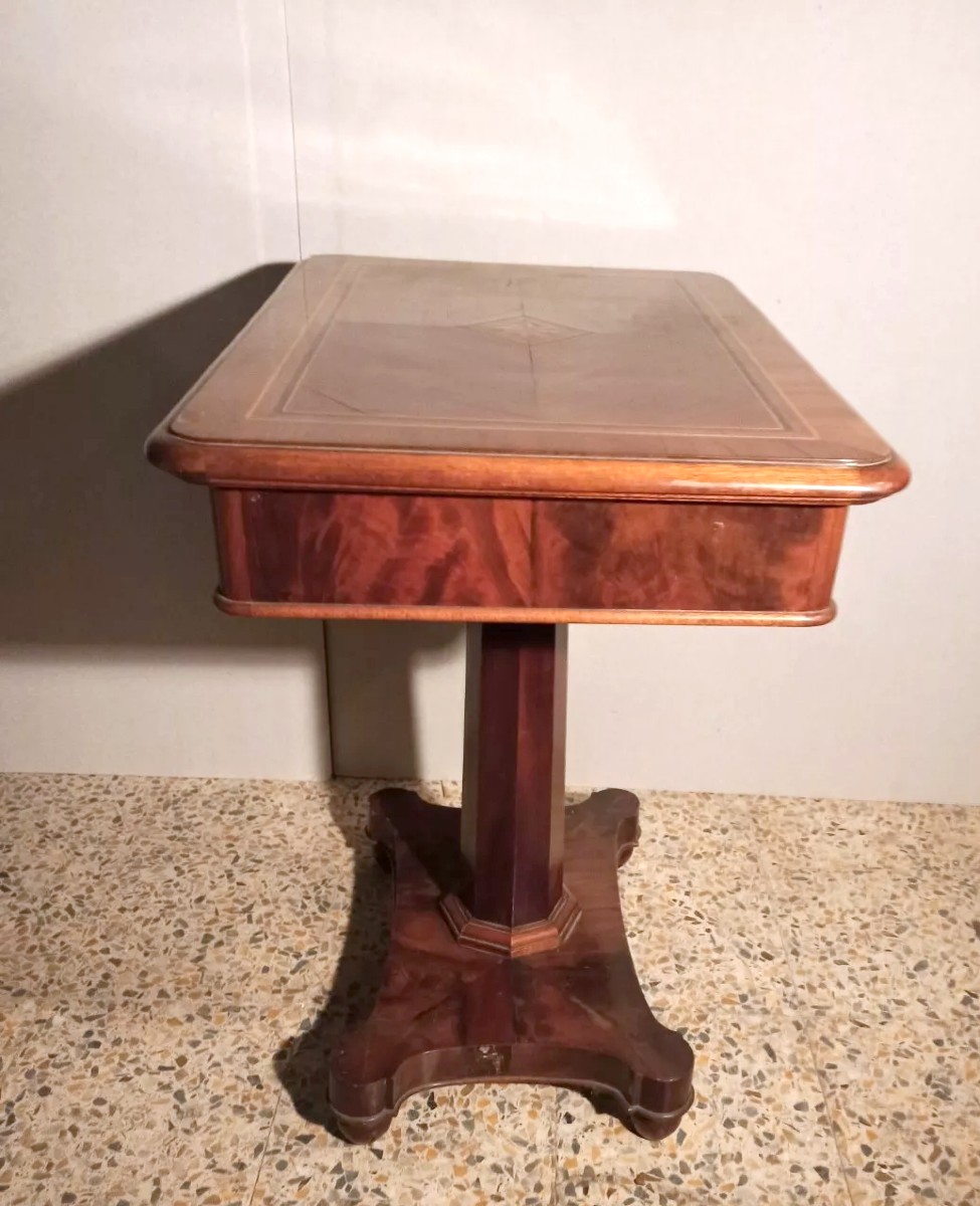 Table de travail du XIXe siècle incrustée de noyer et d'érable et de palissandre-photo-3