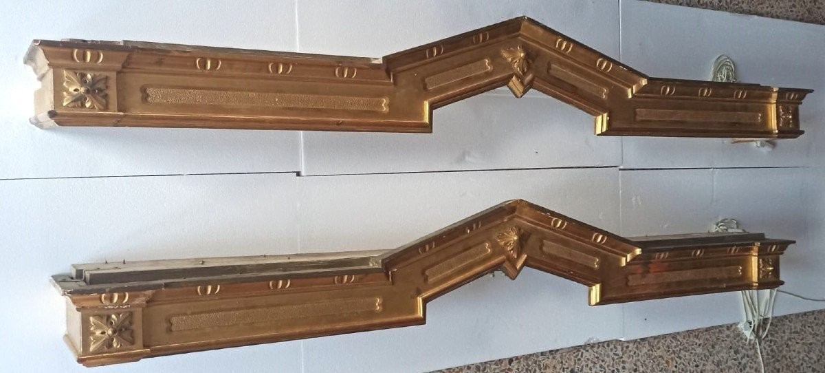 Pair Of Valances In Carved And Gilded Wood, Northern Italy XIXth Century