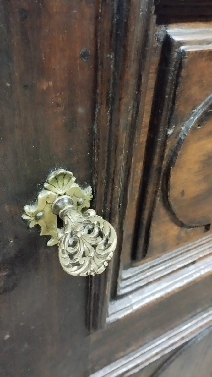 Antique 17th Century Tuscan Wardrobe-photo-1