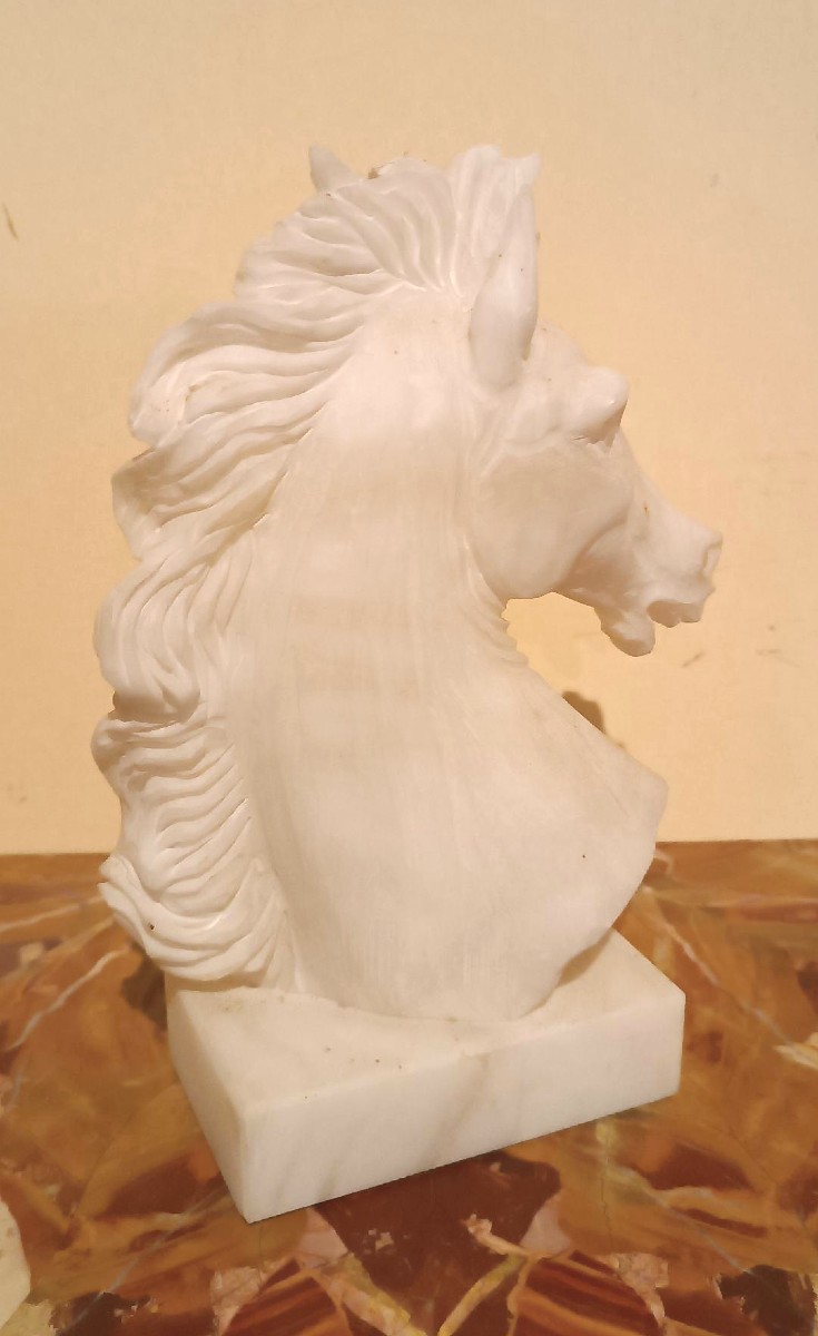 A 1930s Alabaster Sculpture Depicting A Horse-photo-3