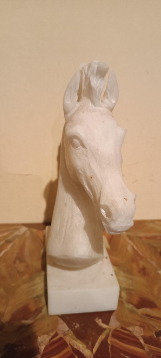 A 1930s Alabaster Sculpture Depicting A Horse-photo-4
