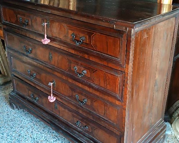Antique Inlaid Chest Of Drawers - Italy, 17th Century-photo-3