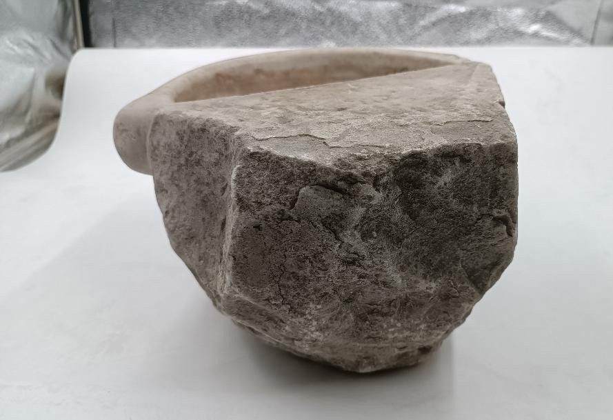17th Century Tuscan Carrara Marble Stoup-photo-5