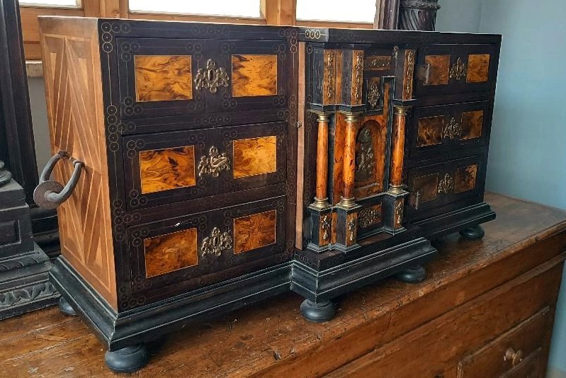 Large Inlaid Coin Purse From The Early 1900s-photo-2