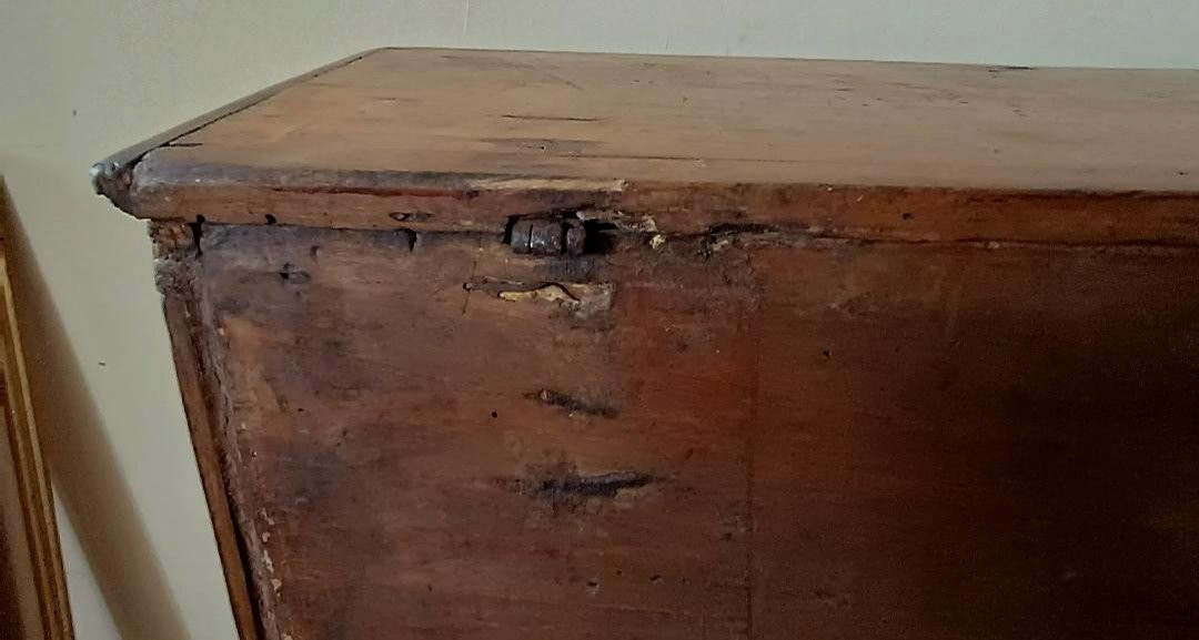 Small Wooden Box Chest 17th Century Tuscan-photo-1