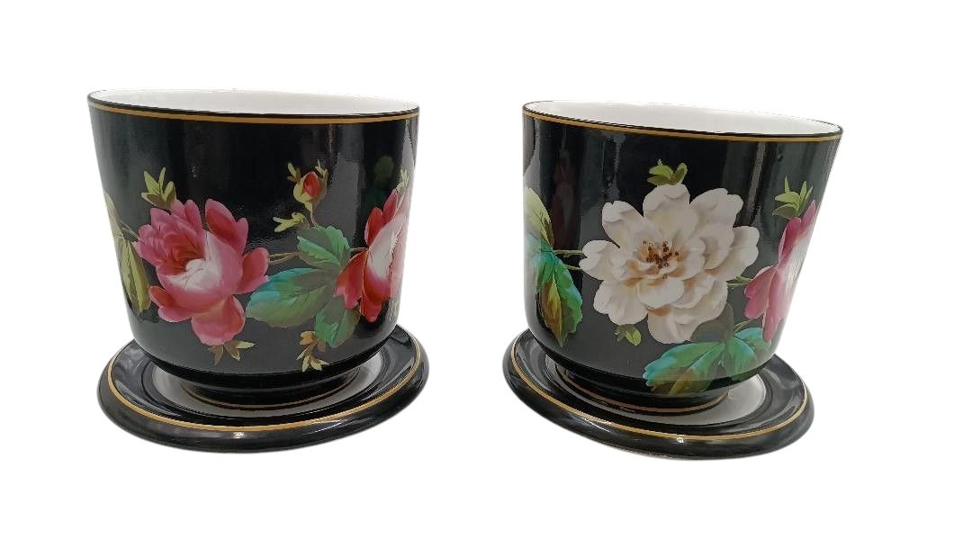 Pair Of Cashpot Vases, Ginori Porcelain, Second Half Of The 19th Century