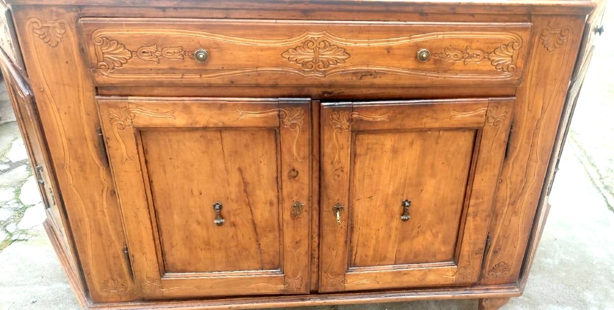 Large Antique Venetian 18th Century Solid Cherry Sideboard-photo-1