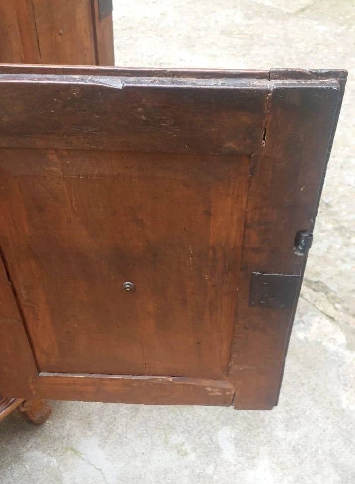 Large Antique Venetian 18th Century Solid Cherry Sideboard-photo-8