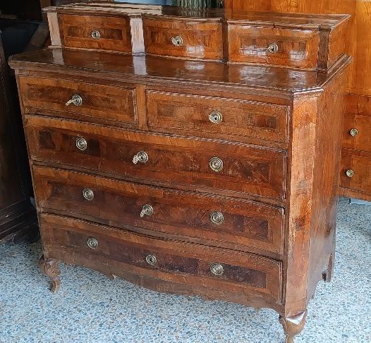 Commode ancienne plaquée et incrustée, XVIIIe siècle, Italie du Nord-photo-1