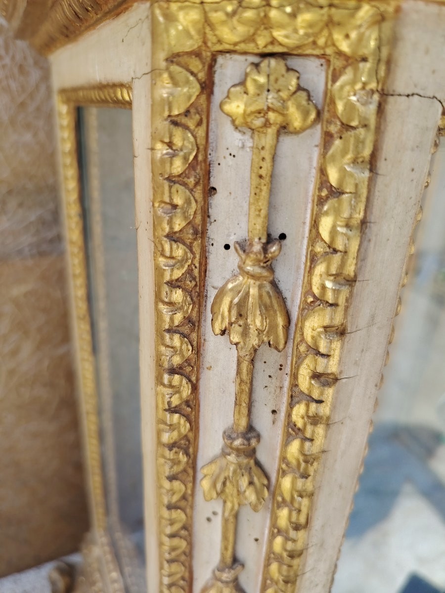  vitrine italienne du milieu du XVIIIe siècle, époque Louis XV, en bois laqué et doré-photo-3