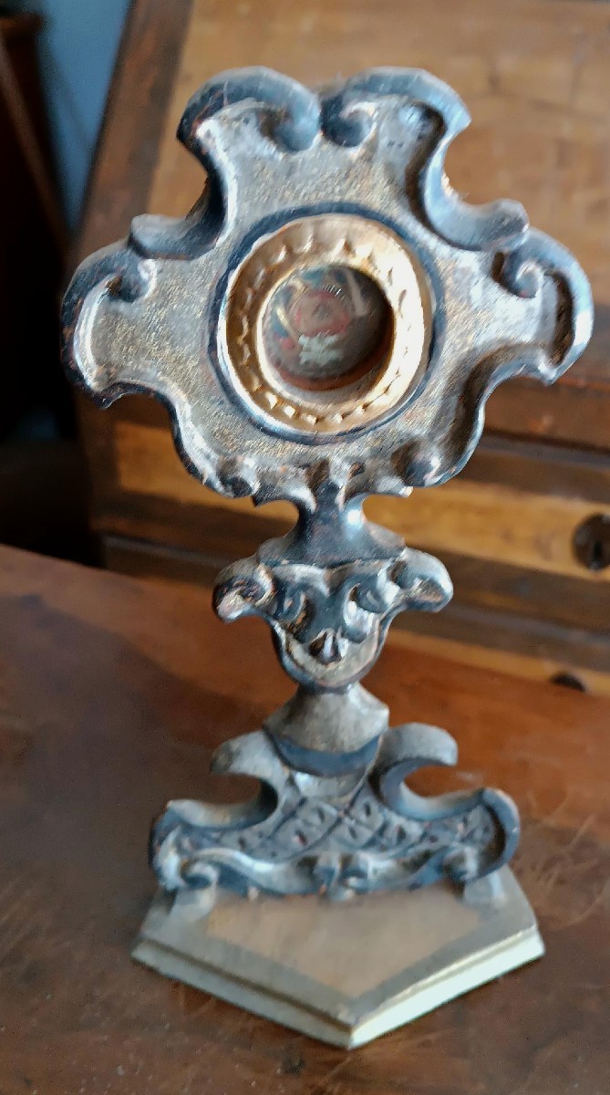 18th-century Silver-plated Wooden Reliquary Containing A Relic Of Saint Justus-photo-1